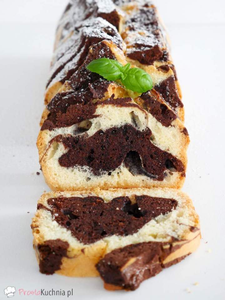 Babka dwukolorowa