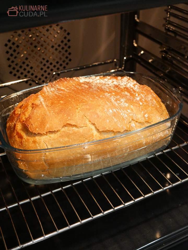 Chleb pieczony w naczyniu
