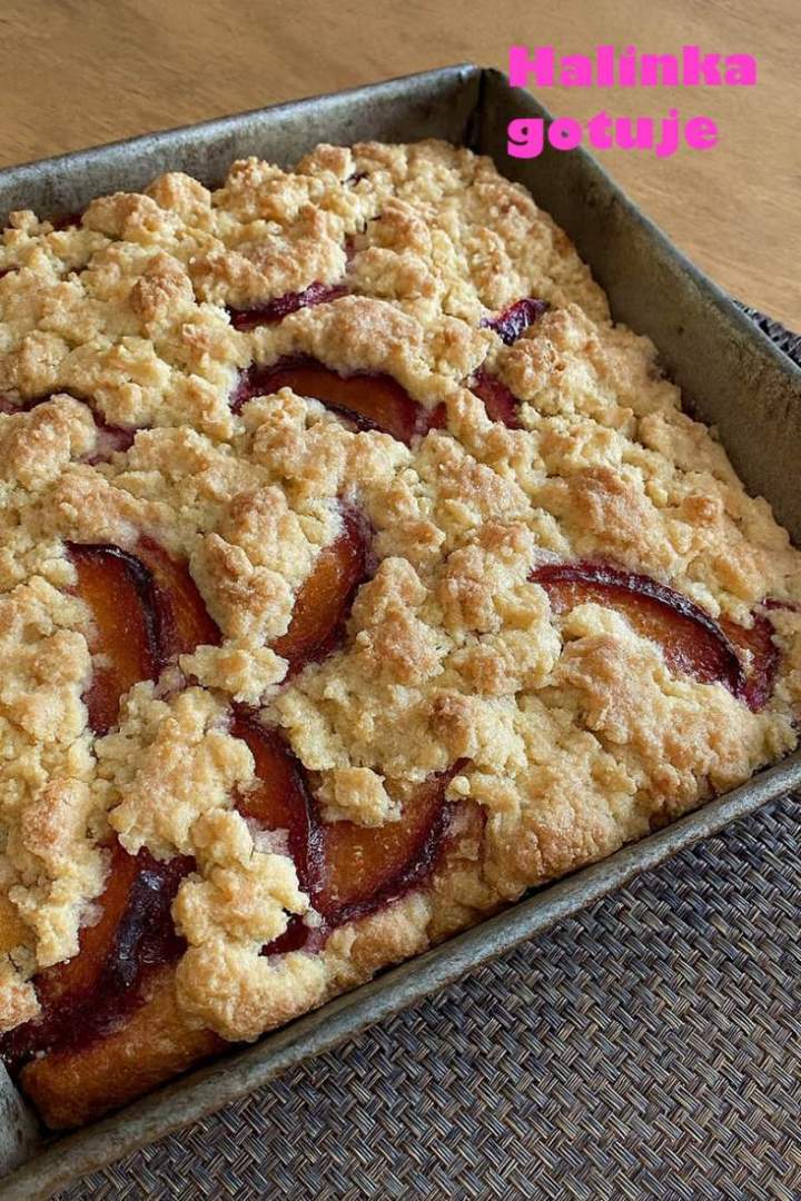 Ciasto ze śliwkami i kruszonką – prosty i pyszny przepis jak u mamy