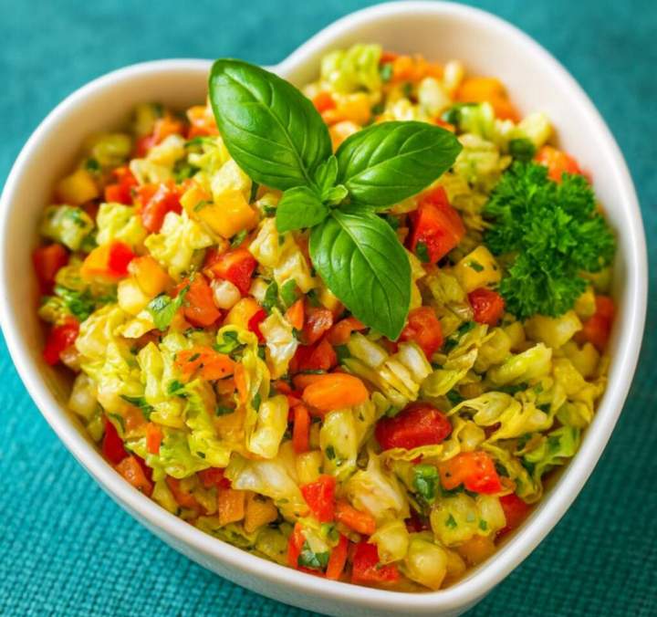 Surówka do obiadu z kapusty pekińskiej