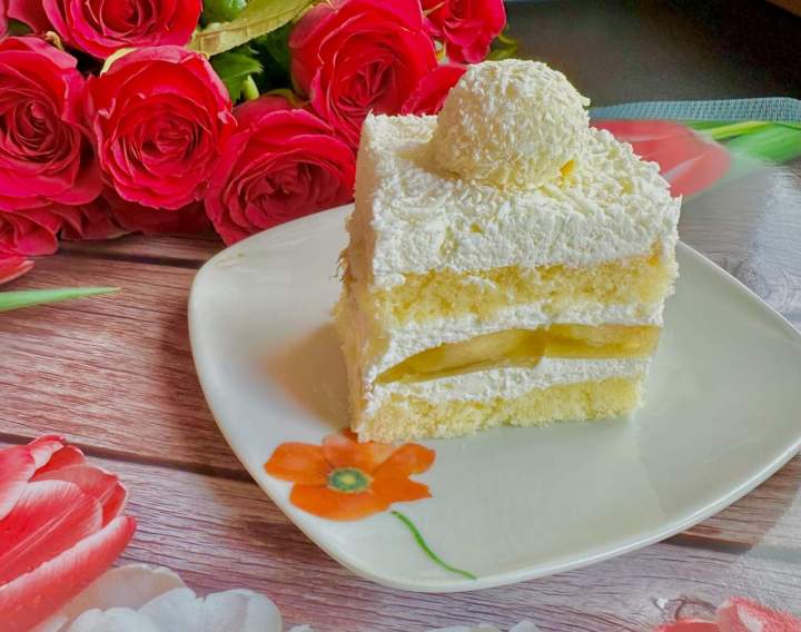 Ciasto Raffaello z bananami i galaretką