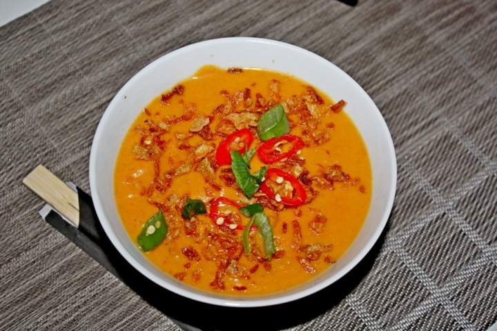 Zupa marchewkowa w orientalnym stylu