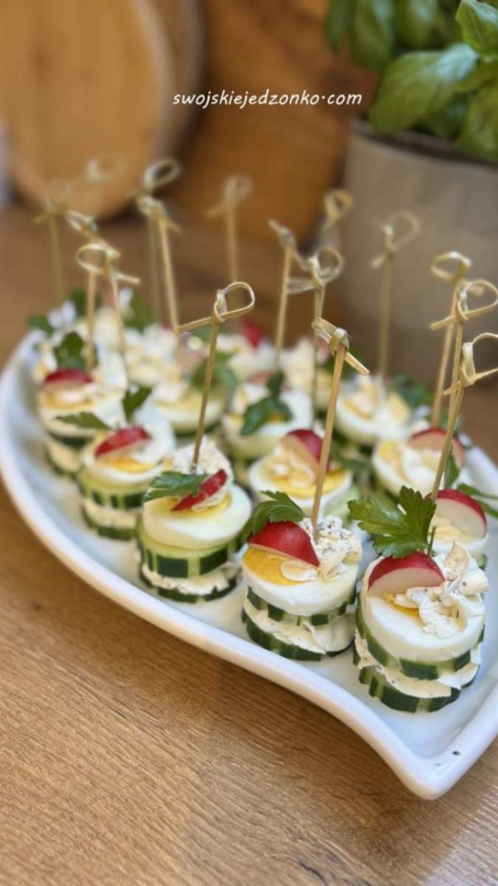 Szybka przekąska z ogórka i jajka
