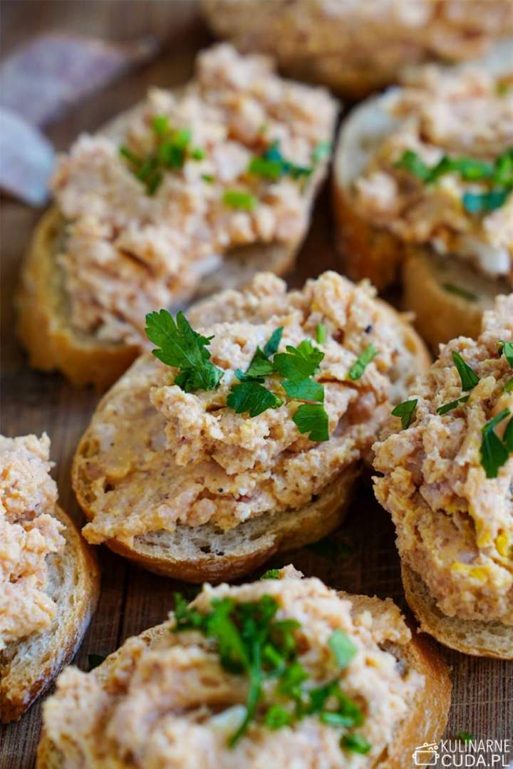 Pasta do chleba z kiełbasy