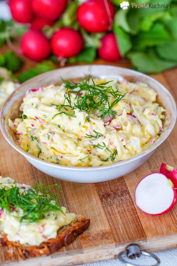 Pasta kanapkowa z rzodkiewką, jajkiem i serem