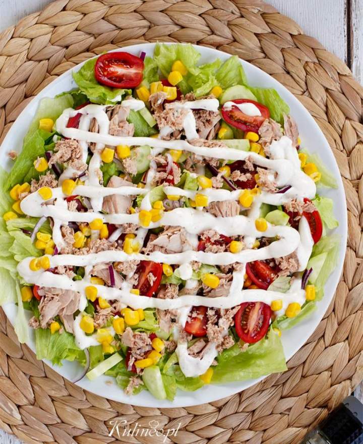 Sałatka z tuńczykiem w 10 minut