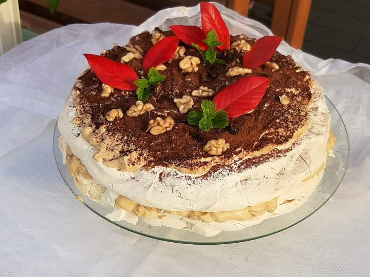 Tort bezowy Dacquoise (Dakłas)