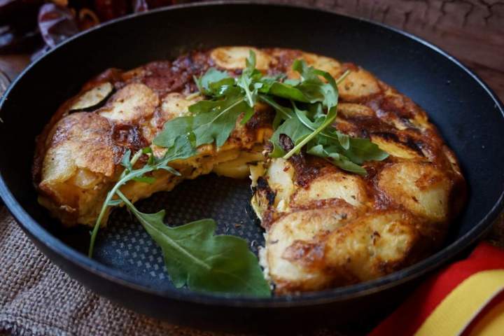 Tortilla ziemniaczana (tortilla de patatas)