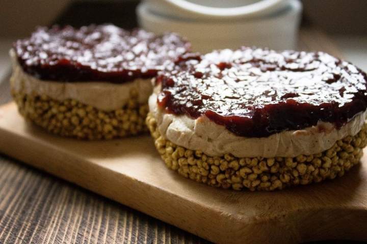 Serniczki na spodzie z kaszy jaglanej