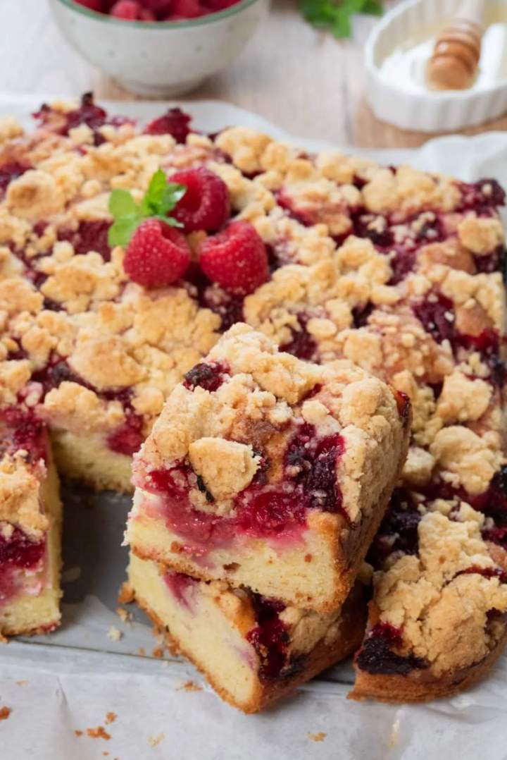 Ciasto jogurtowe z malinami