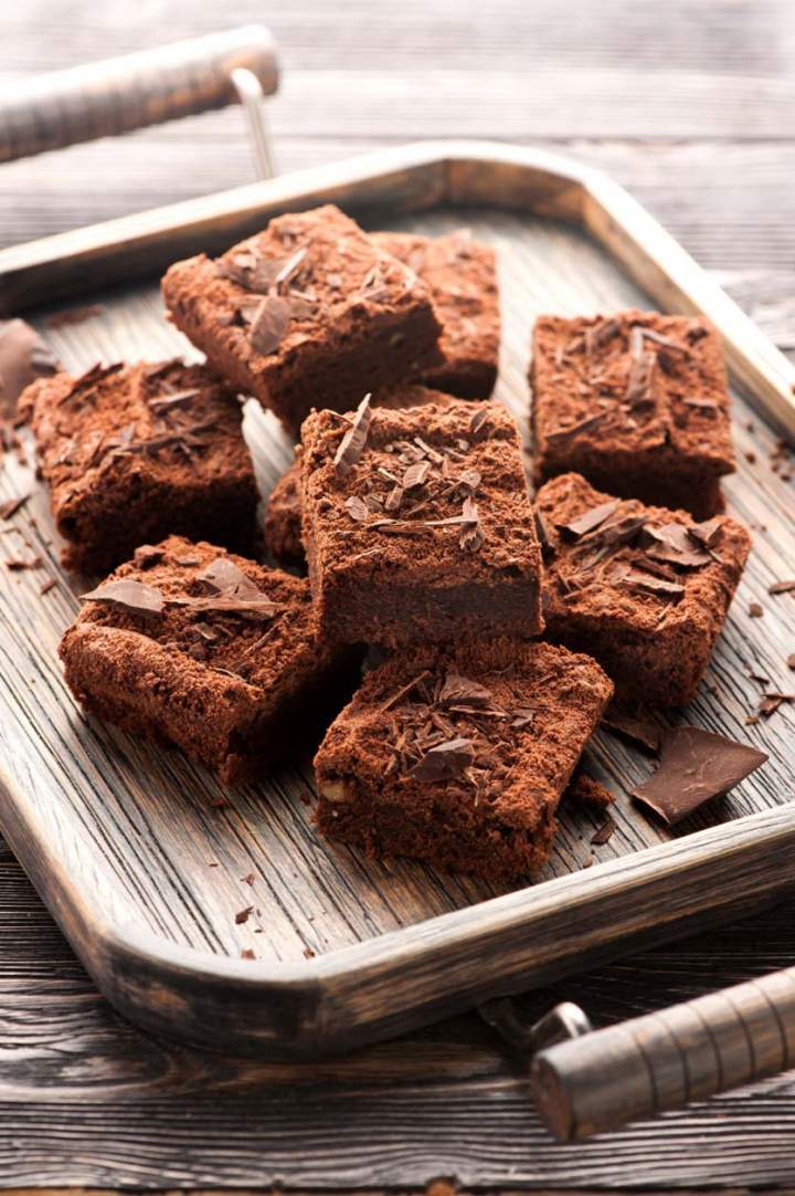 NISKOKALORYCZNE CZEKOLADOWE BROWNIE ZE STEWIĄ