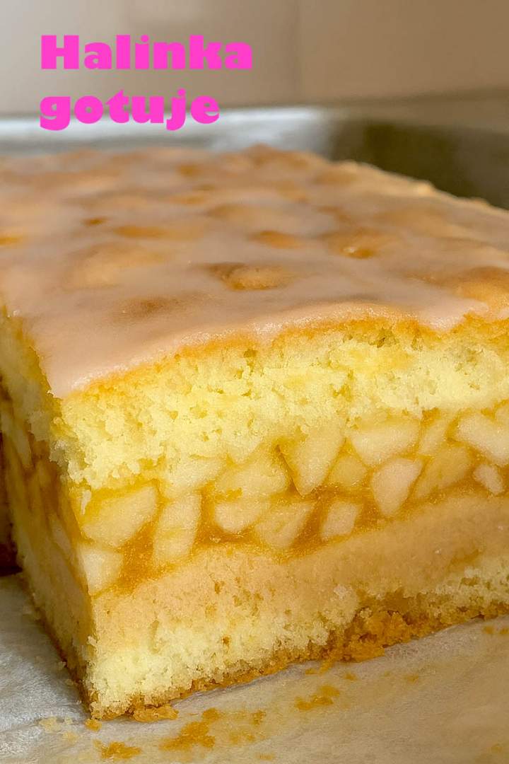 Jabłecznik na biszkopcie – prosty i sprawdzony przepis