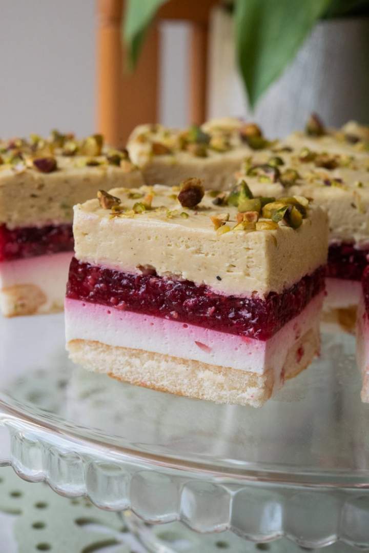 Kostka pistacjowo-malinowa