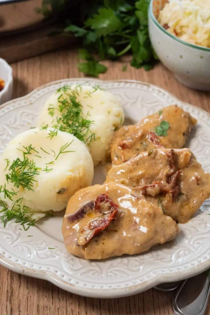 Polędwiczki z suszonymi pomidorami