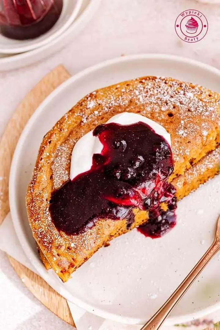 Puszysty omlet dyniowy