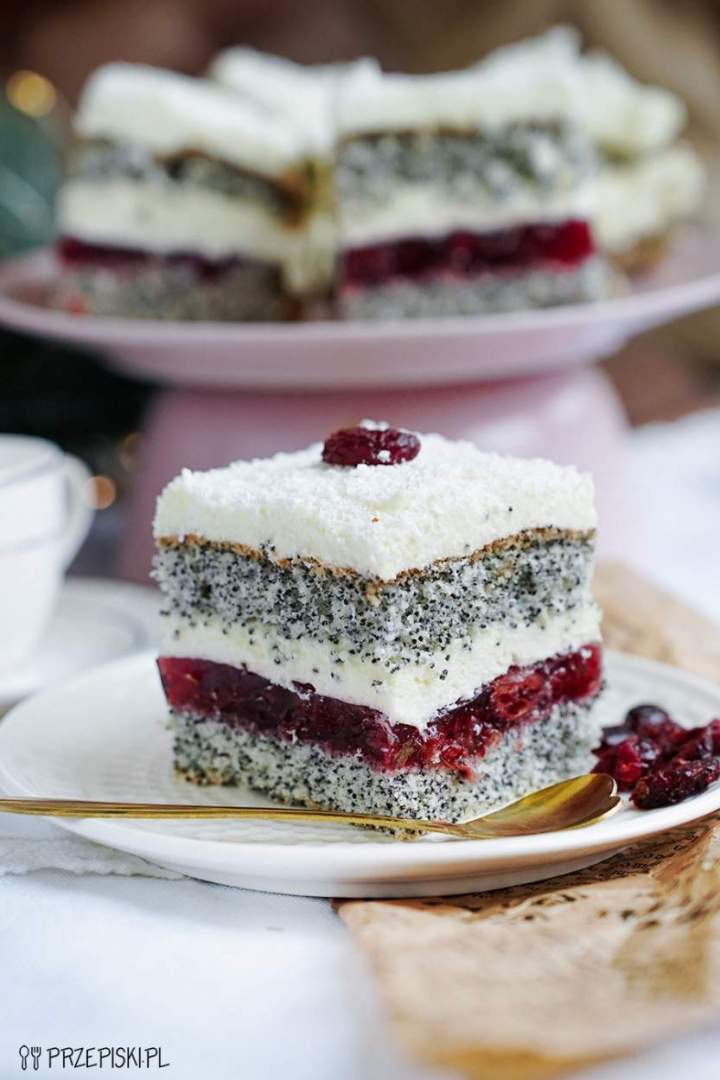 Ciasto makowe z kremem budyniowym