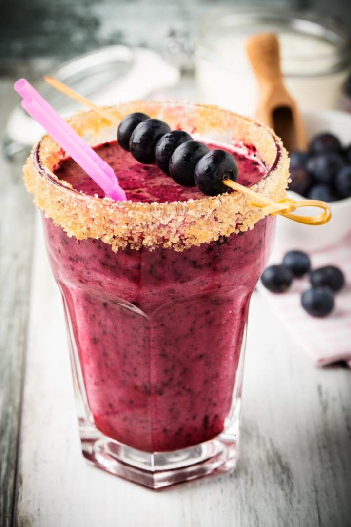 TRUSKAWKOWO – BORÓWKOWE SMOOTHIE