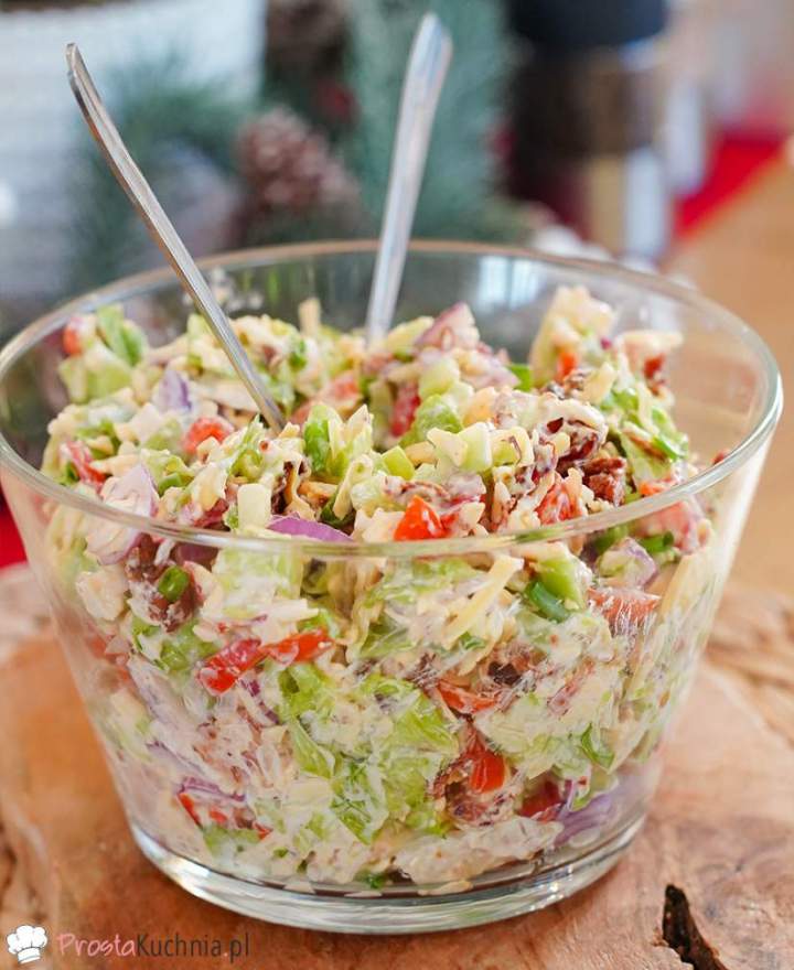 Chrupiąca sałatka z boczkiem